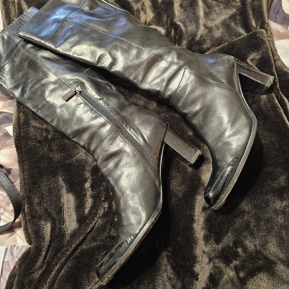 Bruno Magli Womens Boots Classic size 38 - Picture 2 of 16